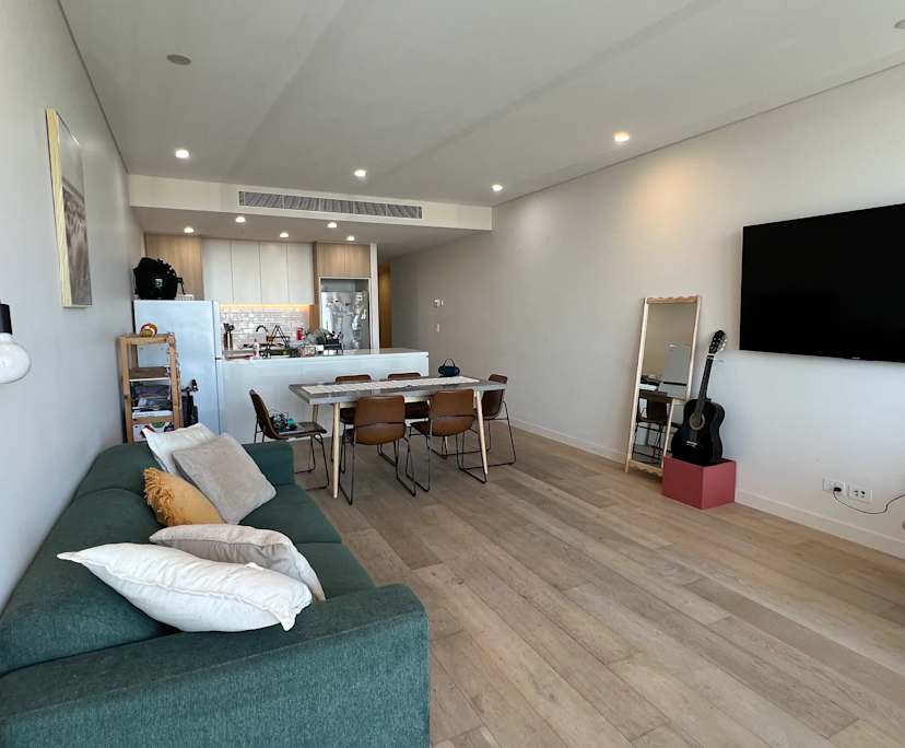 Furnished room in a flatshare