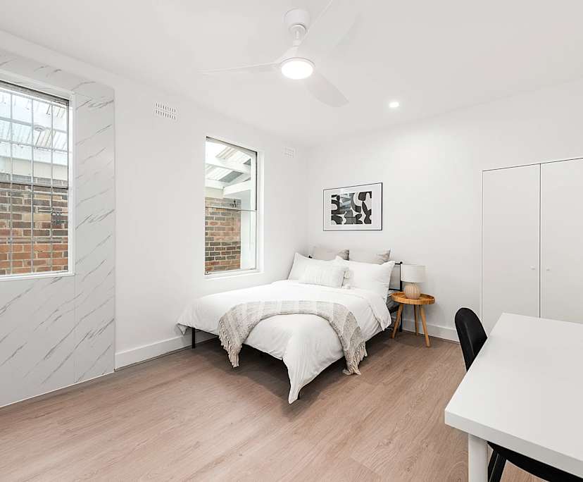 Room studio flat for rent