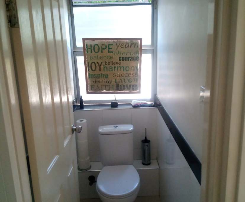 $320, Flatshare, 2 bathrooms, Ascot QLD 4007