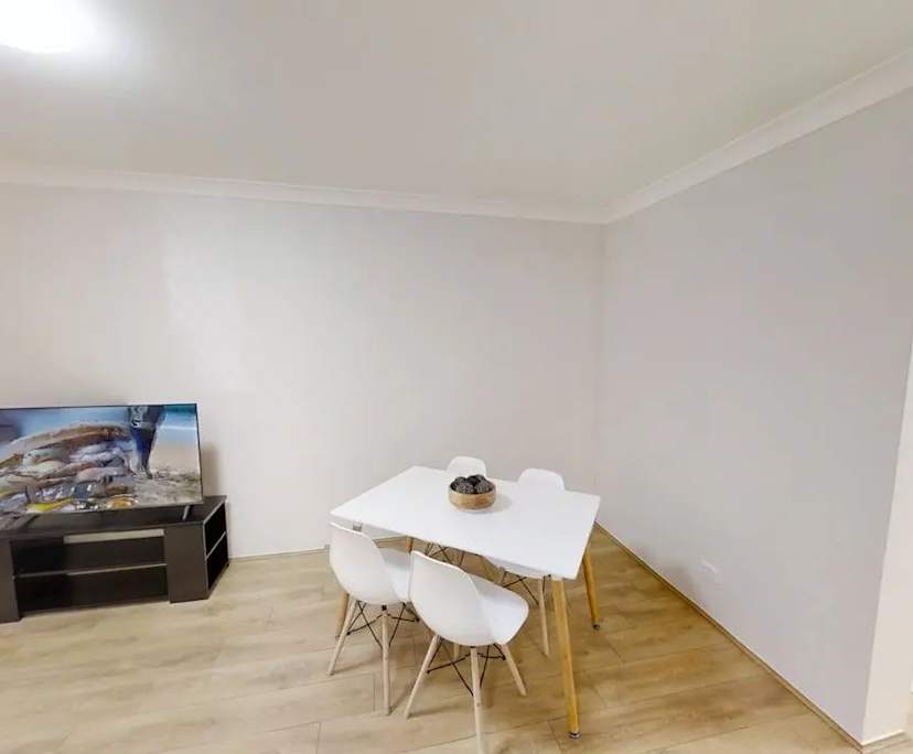 $330, Flatshare, 2 bathrooms, Chippendale NSW 2008