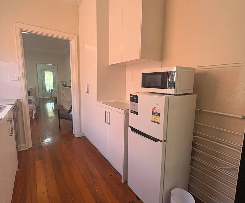 $450, Studio, 1 bathroom, South Yarra VIC 3141