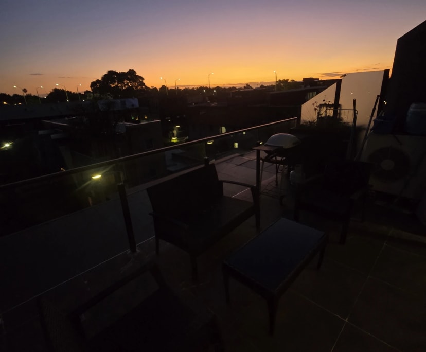 $300, Flatshare, 2 bathrooms, St Kilda VIC 3182