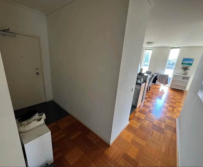 Furnished room in a flatshare