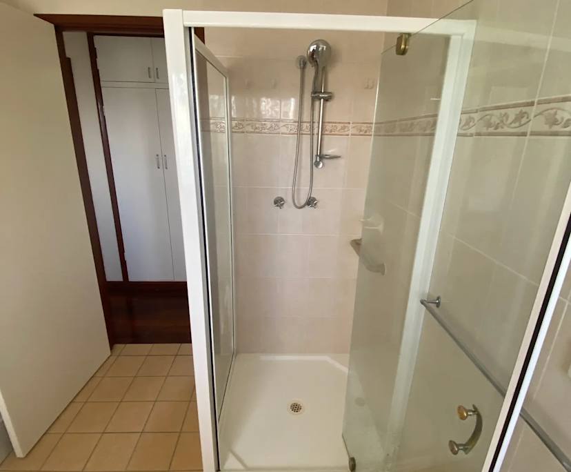 $230, Share-house, 3 bathrooms, Beenleigh QLD 4207