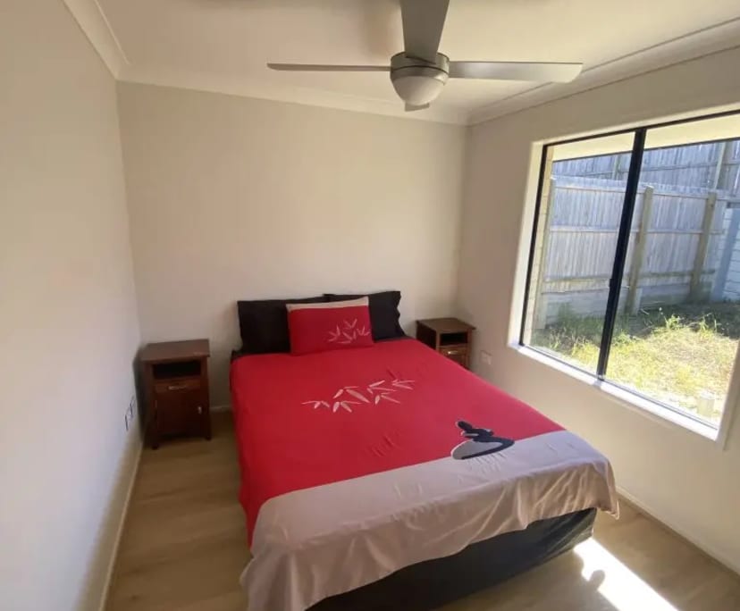 Room for Rent in Yarrabilba, QLD 250, Furnished,