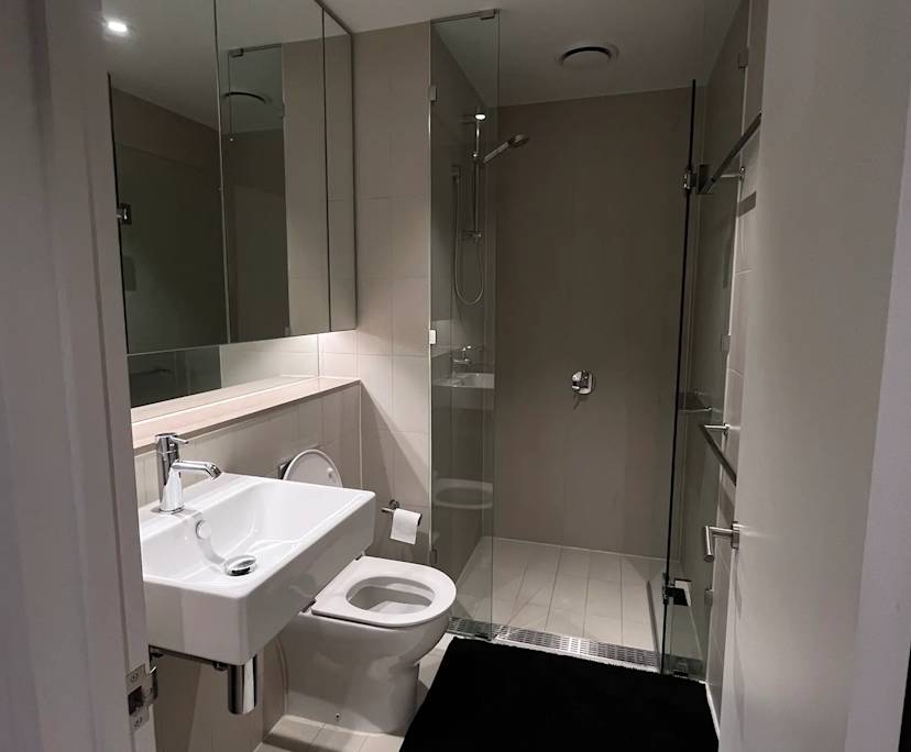 $260, Flatshare, 2 bathrooms, Docklands VIC 3008