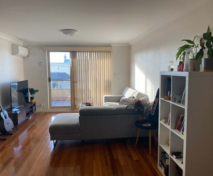 Unfurnished room with own bathroom