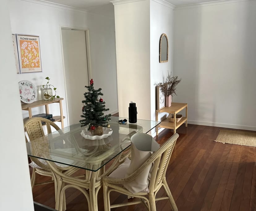 $305, Share-house, 3 bathrooms, Mermaid Waters QLD 4218