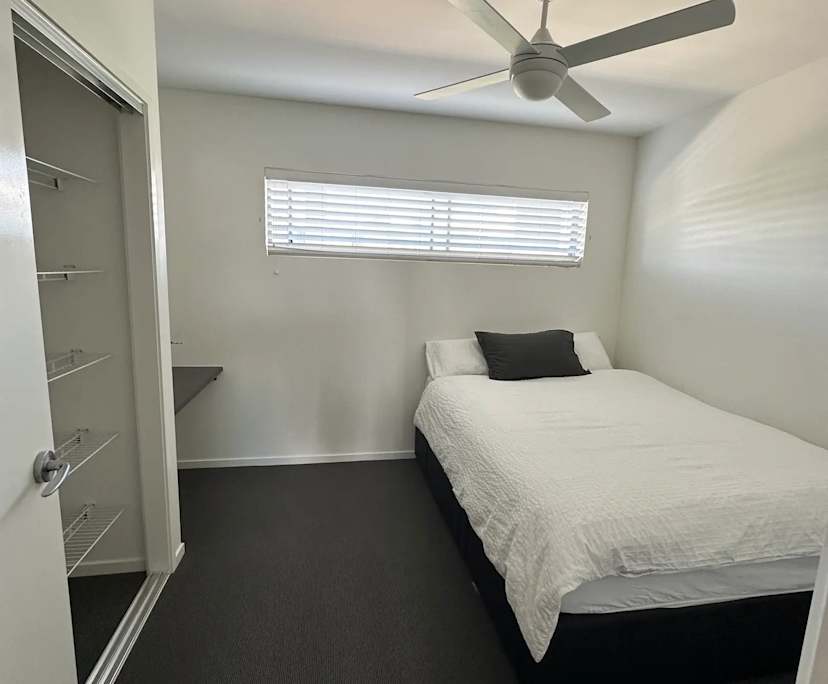 Unfurnished room with own bathroom