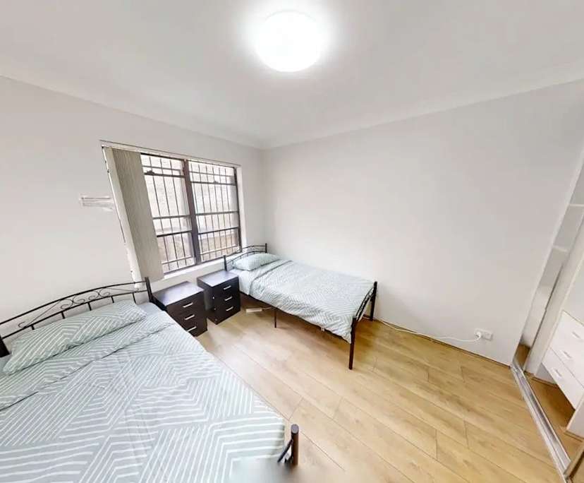 $330, Flatshare, 2 bathrooms, Chippendale NSW 2008