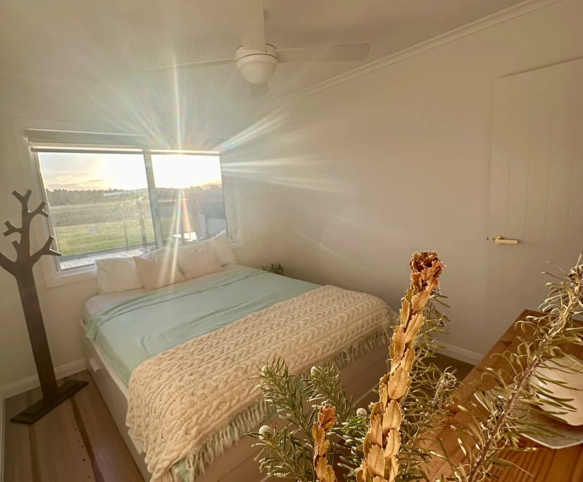 Furnished room with own bathroom