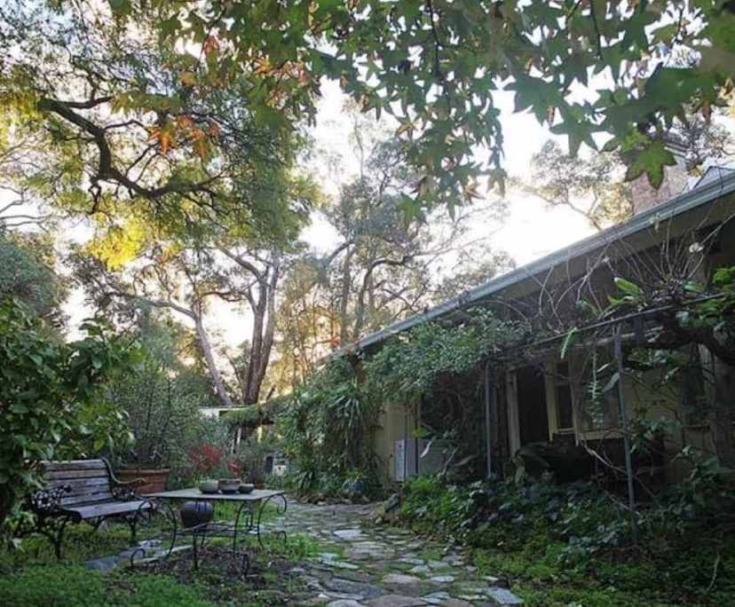 $350, Studio, 1 bathroom, Hovea WA 6071