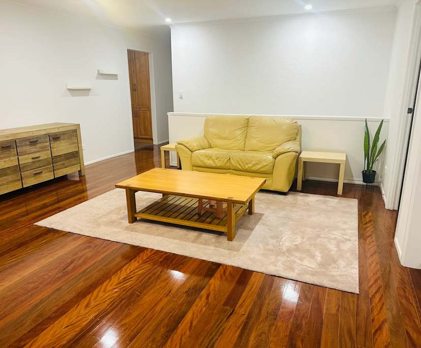 Furnished room with own bathroom