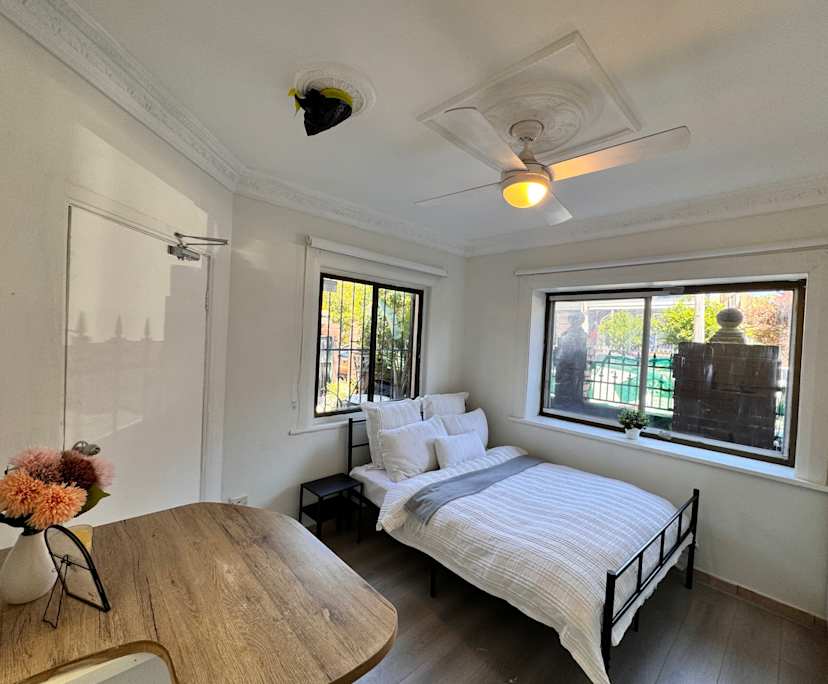 $500, Studio, 1 bathroom, Enmore NSW 2042
