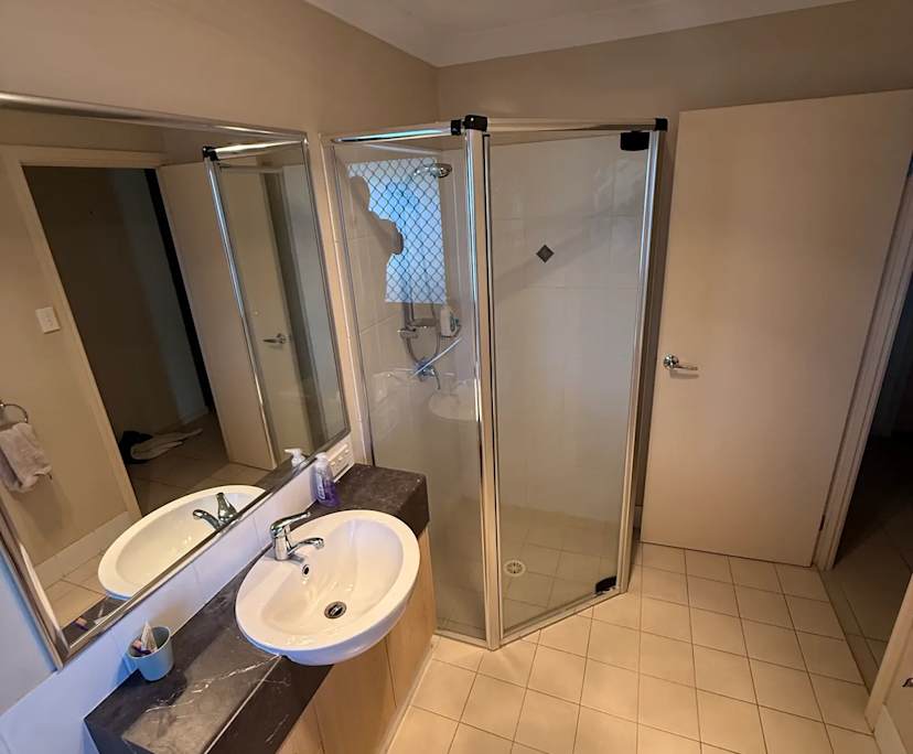 $400, Share-house, 4 bathrooms, Tweed Heads South NSW 2486