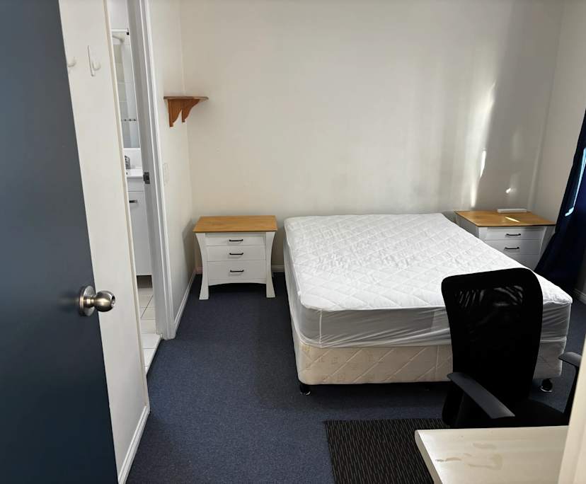 $350, Share-house, 4 bathrooms, Salisbury QLD 4107