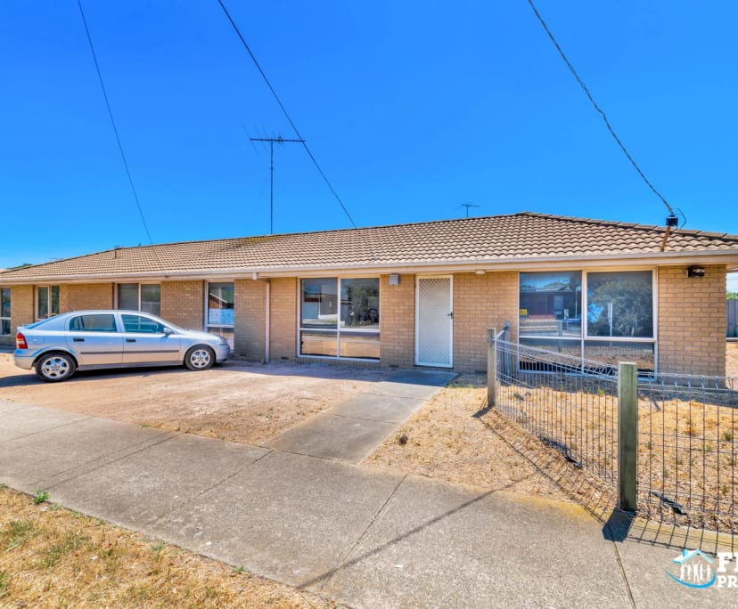 Whole Property for Rent in Whittington, Geelong 4...