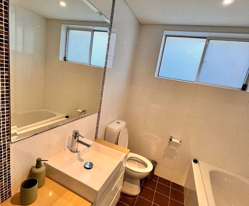 Whole property with 2 rooms for rent