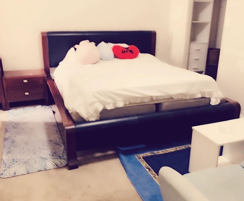 Furnished room with own bathroom