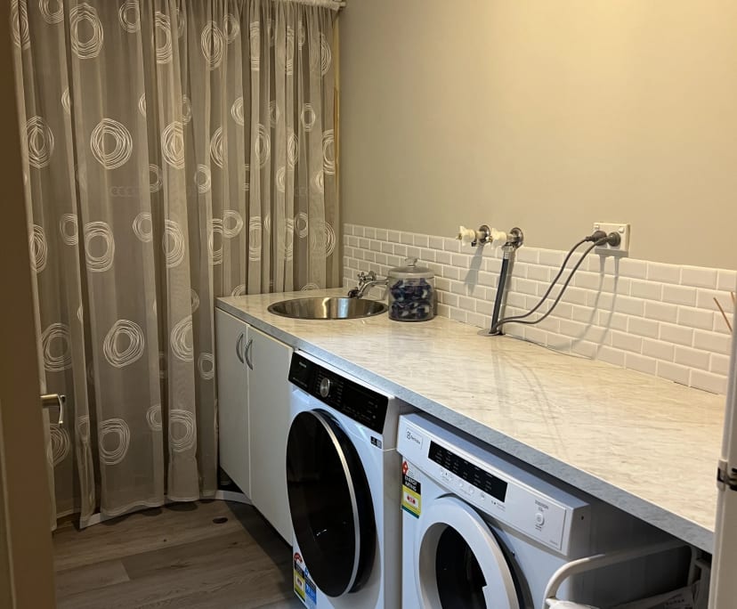 $285, Share-house, 3 bathrooms, Thornlie WA 6108