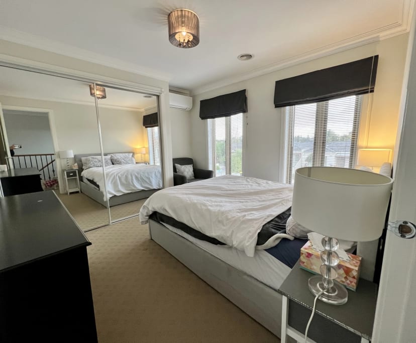 $280-299, Homestay, 2 rooms, Hillside VIC 3037, Hillside VIC 3037