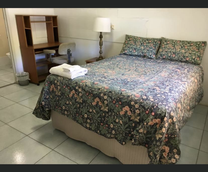 $300, Share-house, 4 bathrooms, Merrimac QLD 4226