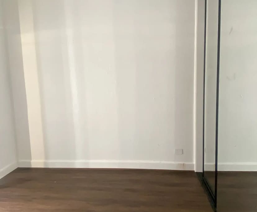 Unfurnished room in a share house