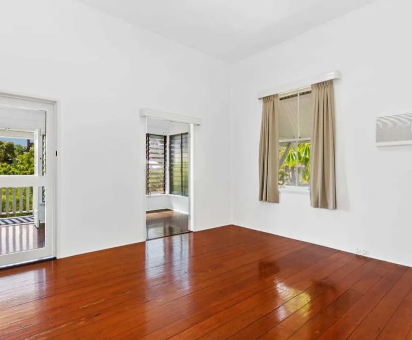 $270, Share-house, 3 bathrooms, North Ward QLD 4810