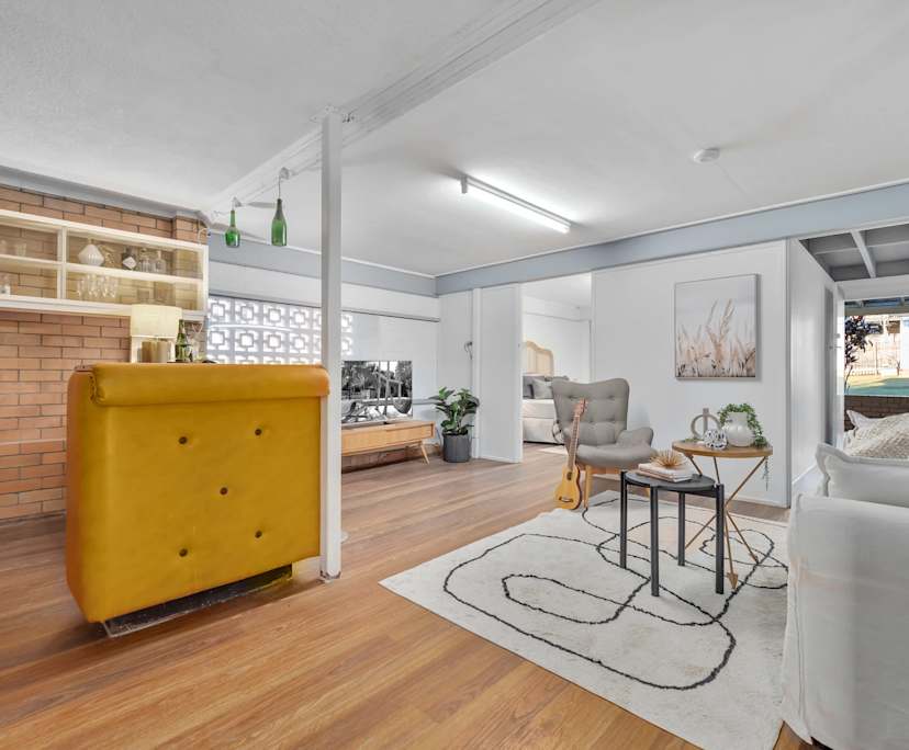 $375, Share-house, 2 bathrooms, Stafford Heights QLD 4053