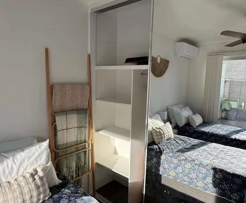 Furnished room with own bathroom