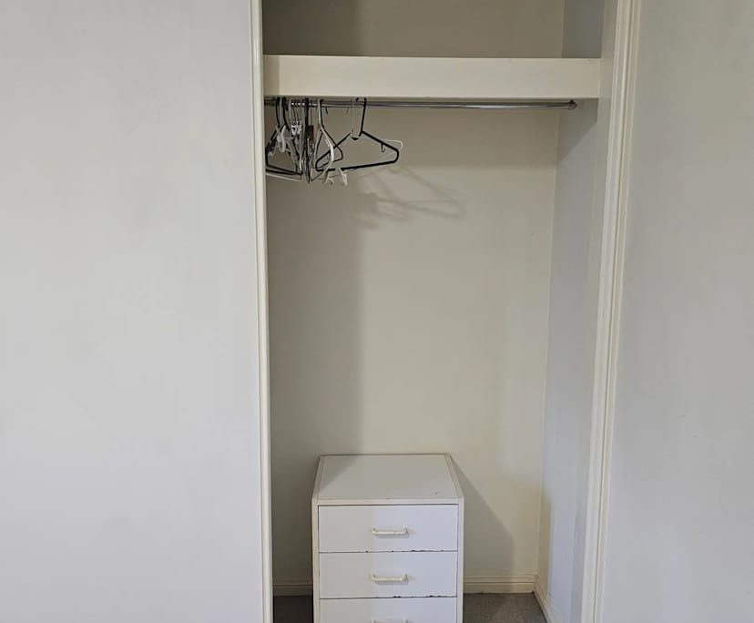 $250, Share-house, 3 bathrooms, Oxley QLD 4075