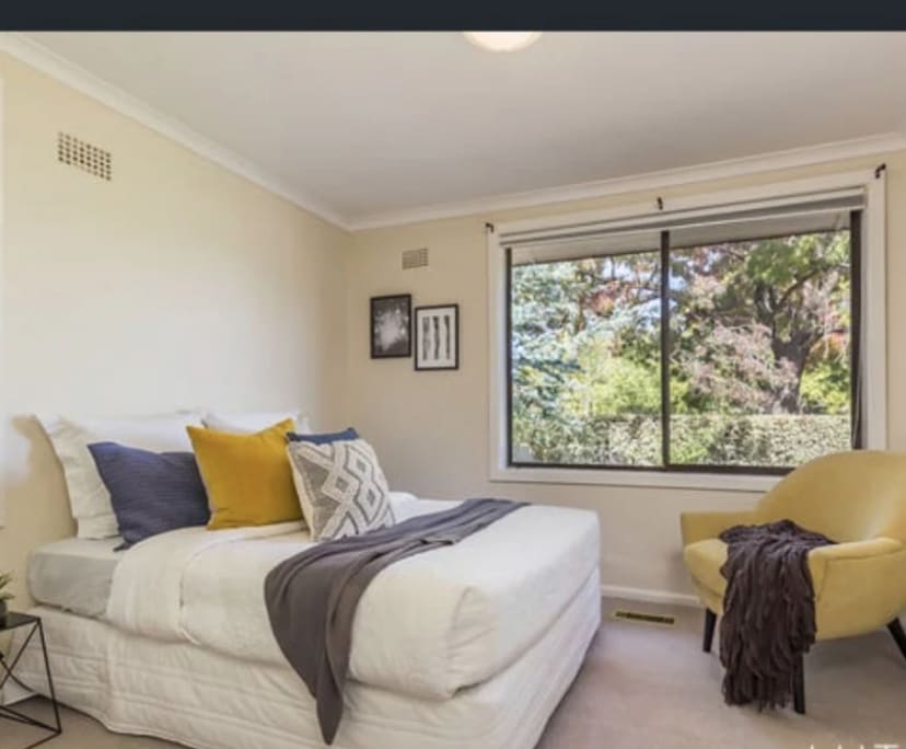 Unfurnished room in a share house