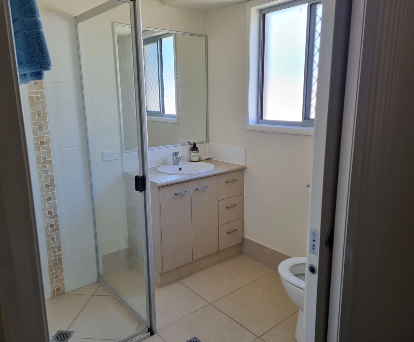 $300, Share-house, 4 bathrooms, Chinchilla QLD 4413