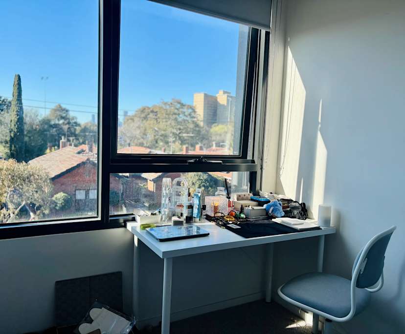 Furnished room in a share house