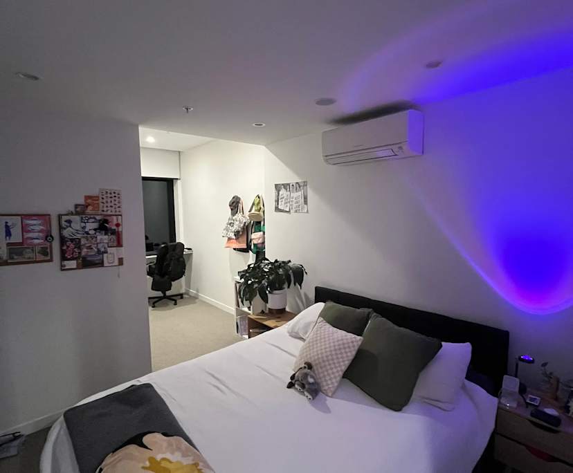 Furnished room with own bathroom