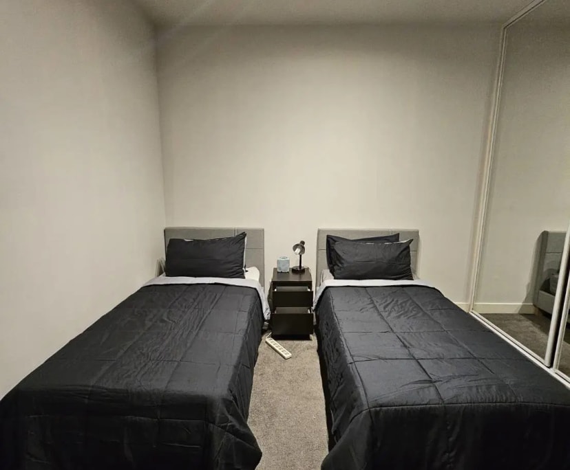 Furnished room in a flatshare