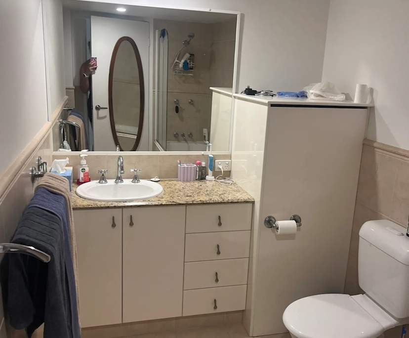 $410, Flatshare, 2 bathrooms, Mermaid Beach QLD 4218