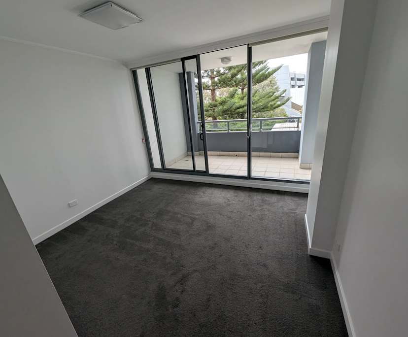 $250, Flatshare, 3 bathrooms, Wollongong NSW 2500