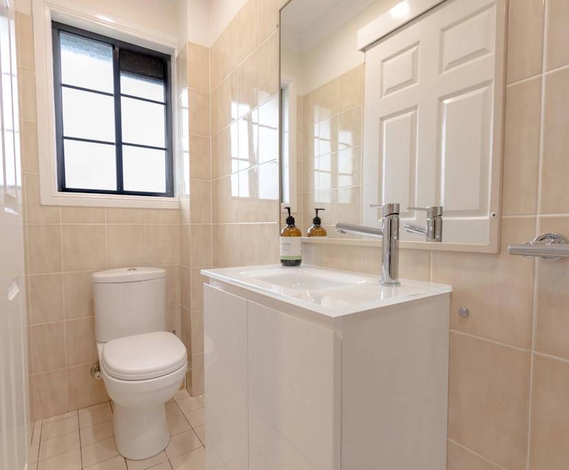 $485, Share-house, 4 bathrooms, Noosaville QLD 4566