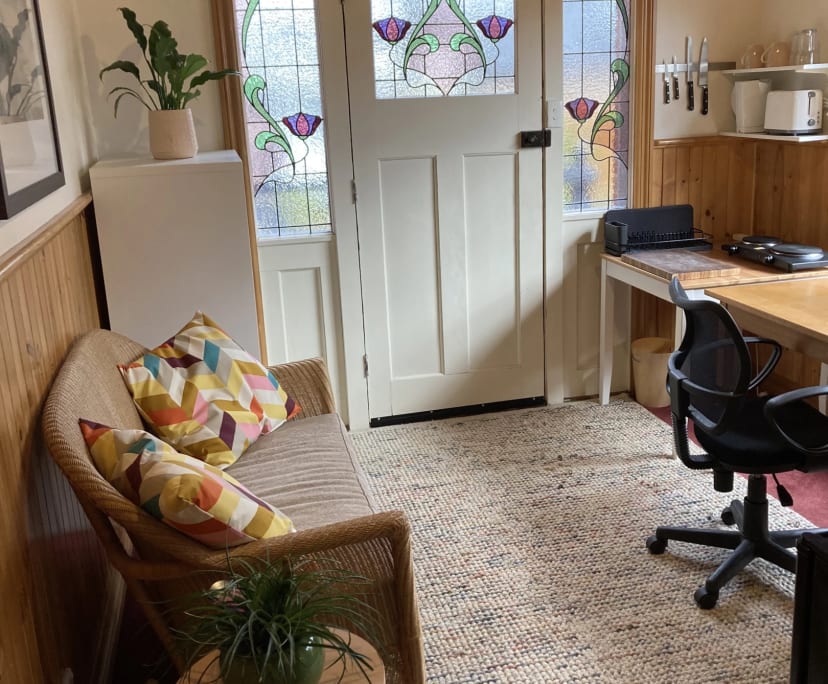 Furnished room with own bathroom