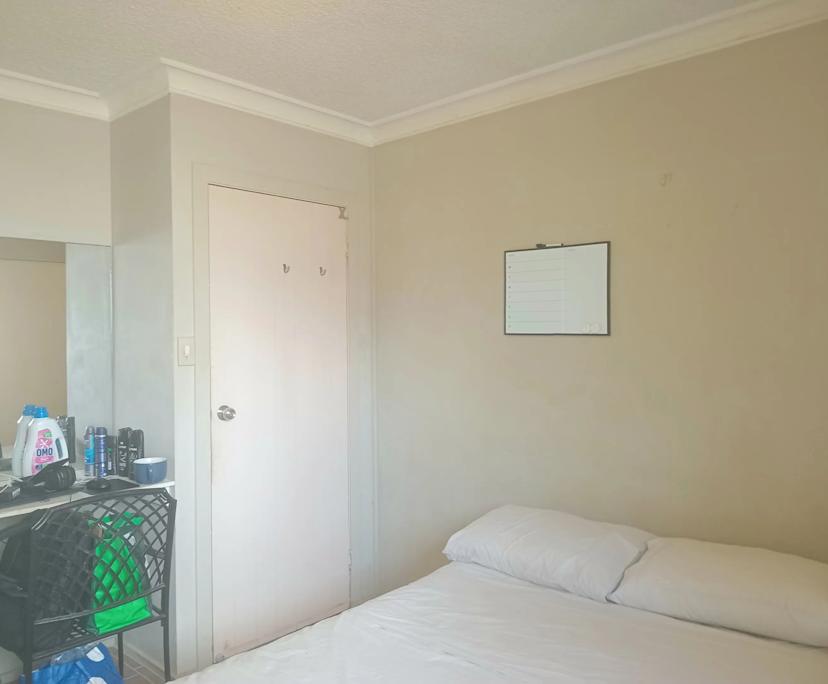$350-375, Flatshare, 2 rooms, Surfers Paradise QLD 4217, Surfers Paradise QLD 4217