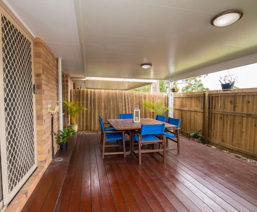 Room for Rent in Labrador, Gold Coast 500, Furnis...