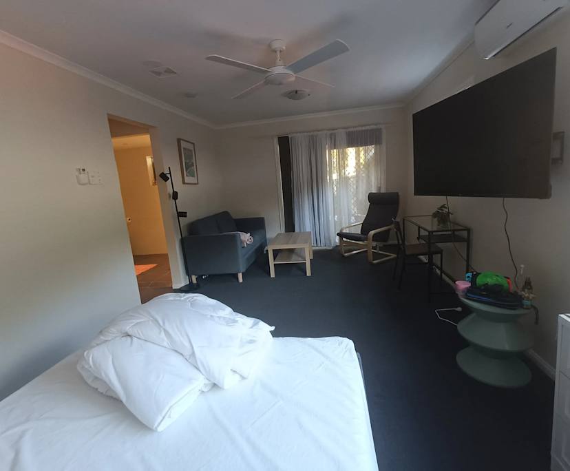 $470, Flatshare, 3 bathrooms, Southport QLD 4215