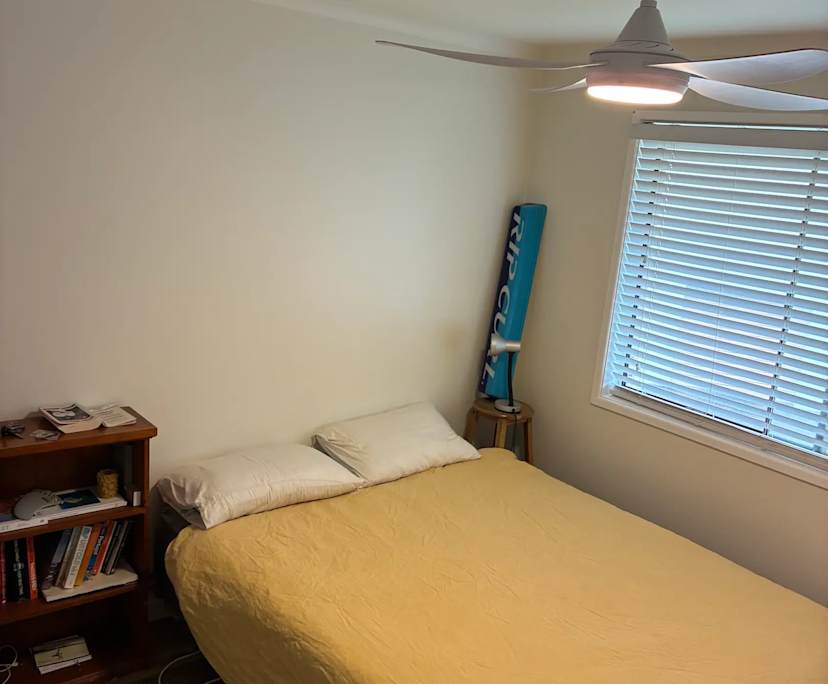 Room in a share house