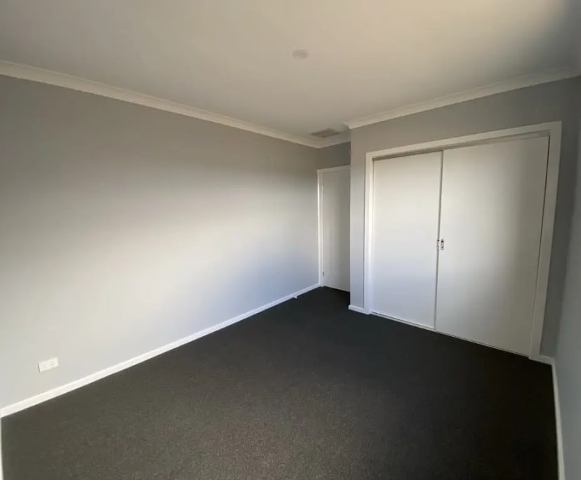 Unfurnished room in a share house