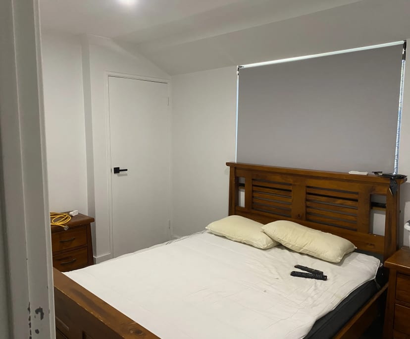 Room in a share house