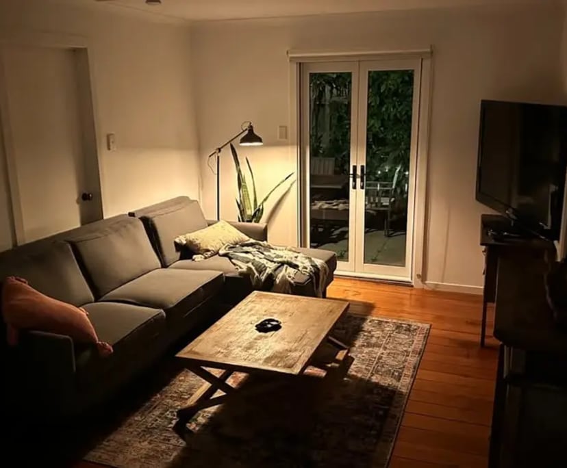 Furnished room granny flat for rent