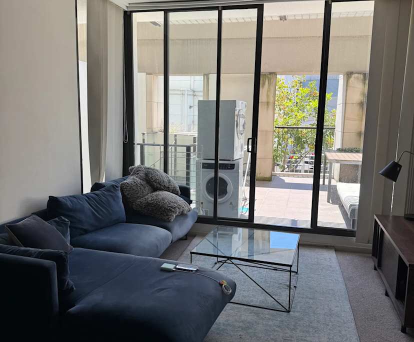 Room in a share house