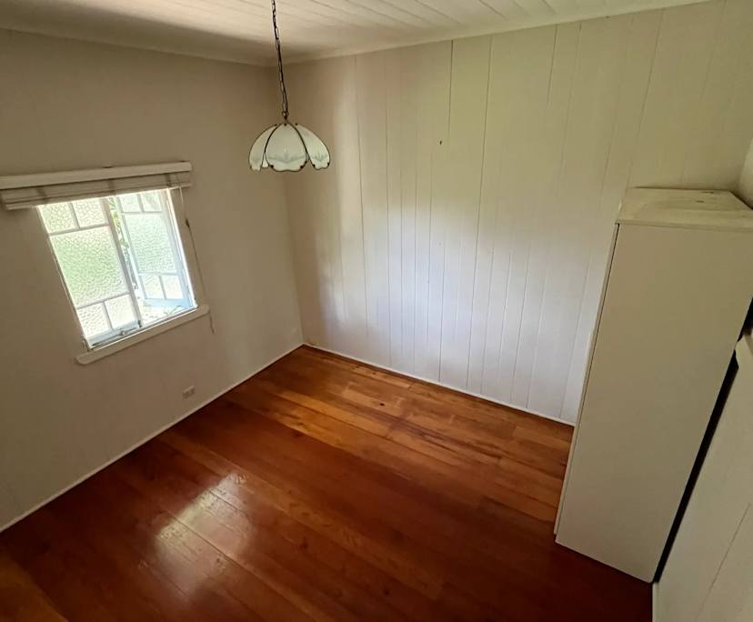 Unfurnished room in a share house