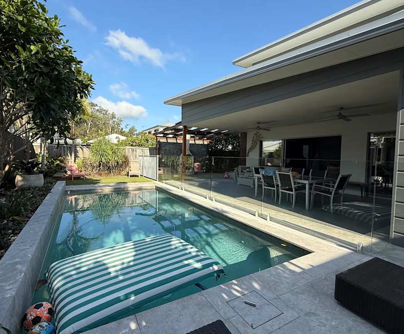 propertyImage